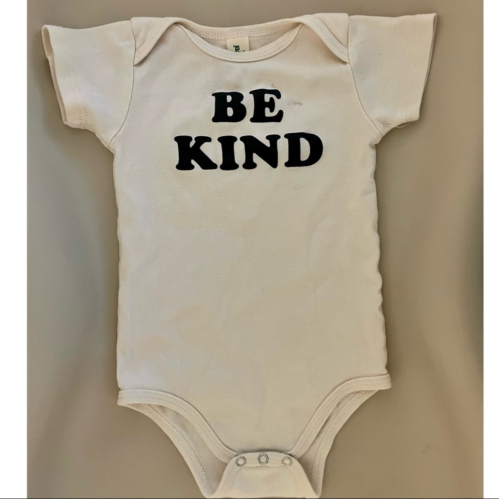 🌟3 for $15🌟Savage Seeds BE KIND Onesie